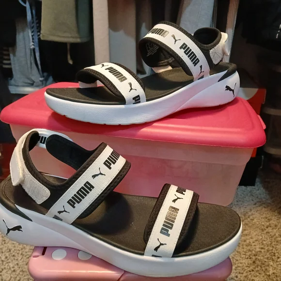 Puma Black and White Sandals - Picture 2 of 5